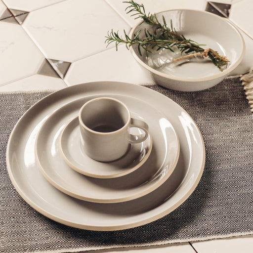 A timeless design dinnerware set that serves the perfect backdrop for all your favorite recipes. Dining table accessories available online through Domesticity in the Philippines.