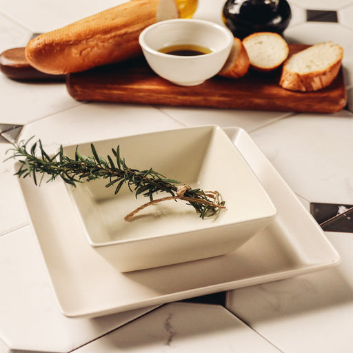 A timeless design serving platter set that make all your favorite dishes all the more appetizing Glazed finish dishes in white hue. Dining table accessories available online through Domesticity in the Philippines.