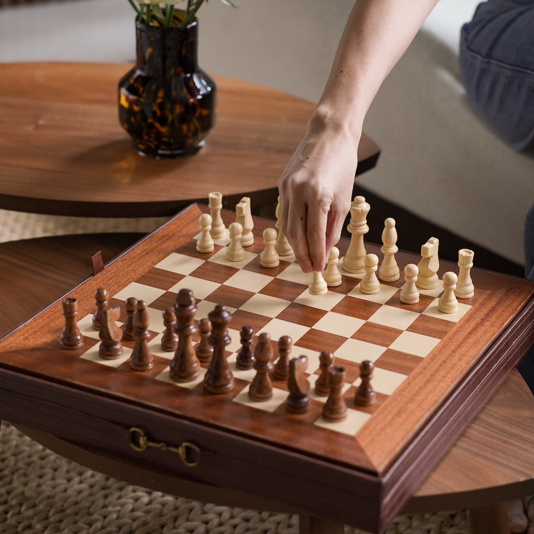 Arthur Classic Chess Set