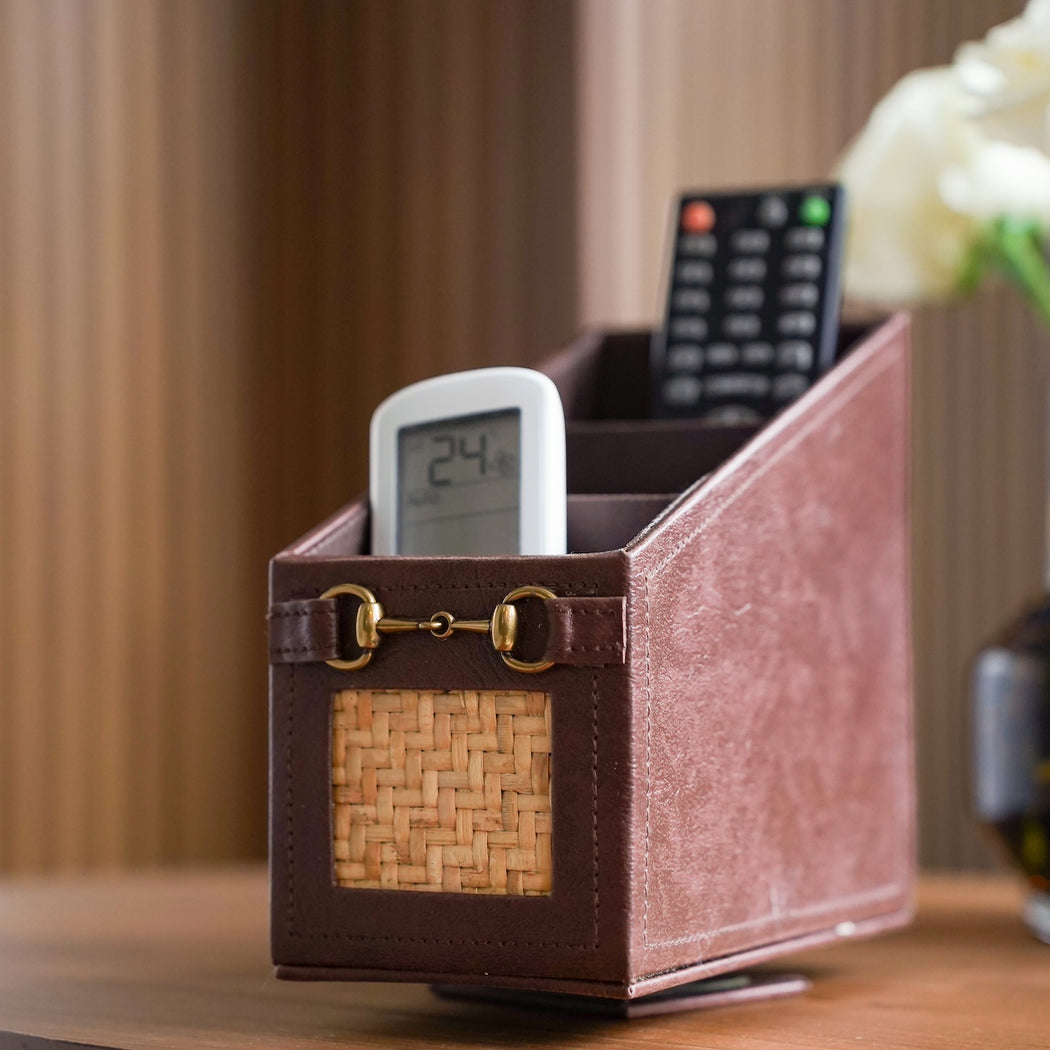 Arthur Remote Control Organizer