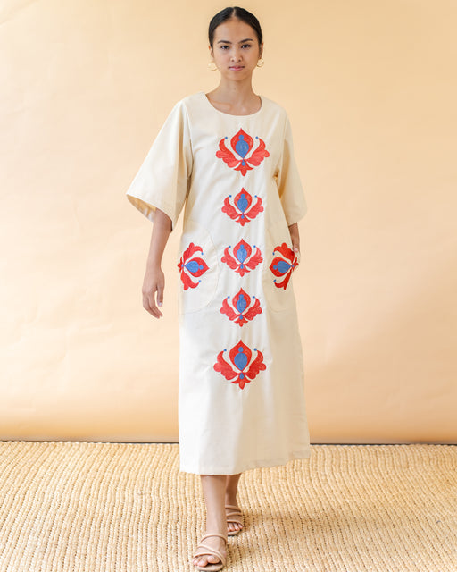 Esperanza Embroidered Dress- Oatmeal