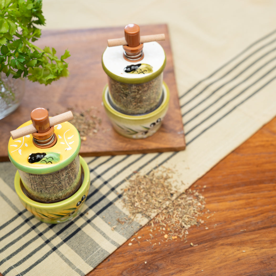 Manon Herbs de Provence Mill - Olives and Bug