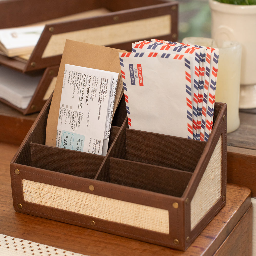 Lauren Letter Organizer