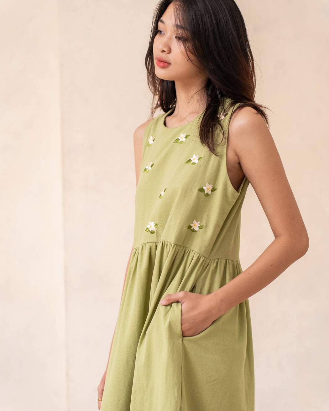 Lucille Embroidered Sleevless Dress - Green