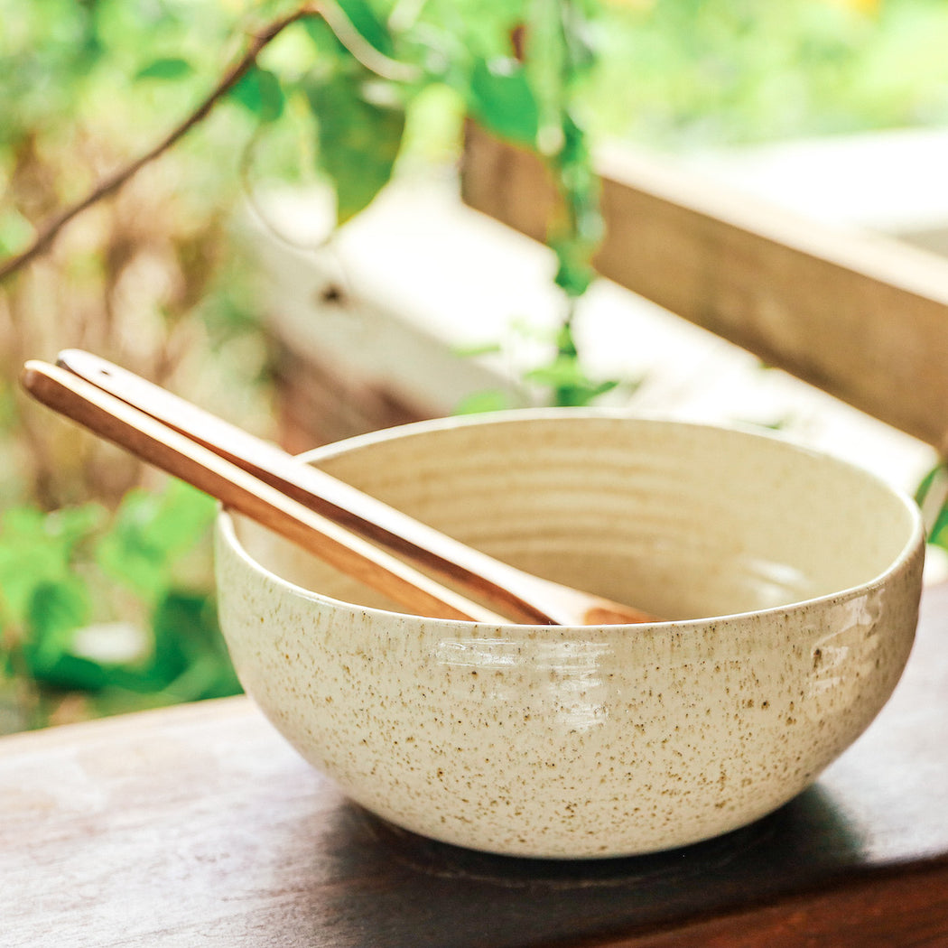 The organic stoneware bowls you absolutely need in your life. Crafted in a timeless design with natural speckles, these locally handmade bowls are both functional pieces and a work of art. They can be used to mix your loaf of homemade bread, to pour your cake batter with ease into molds with the help of the useful spouts, or to serve a beautiful Sunday family dinner. Lovingly made in the Philippines. Home decor and baking essentials available online through Domesticity.
