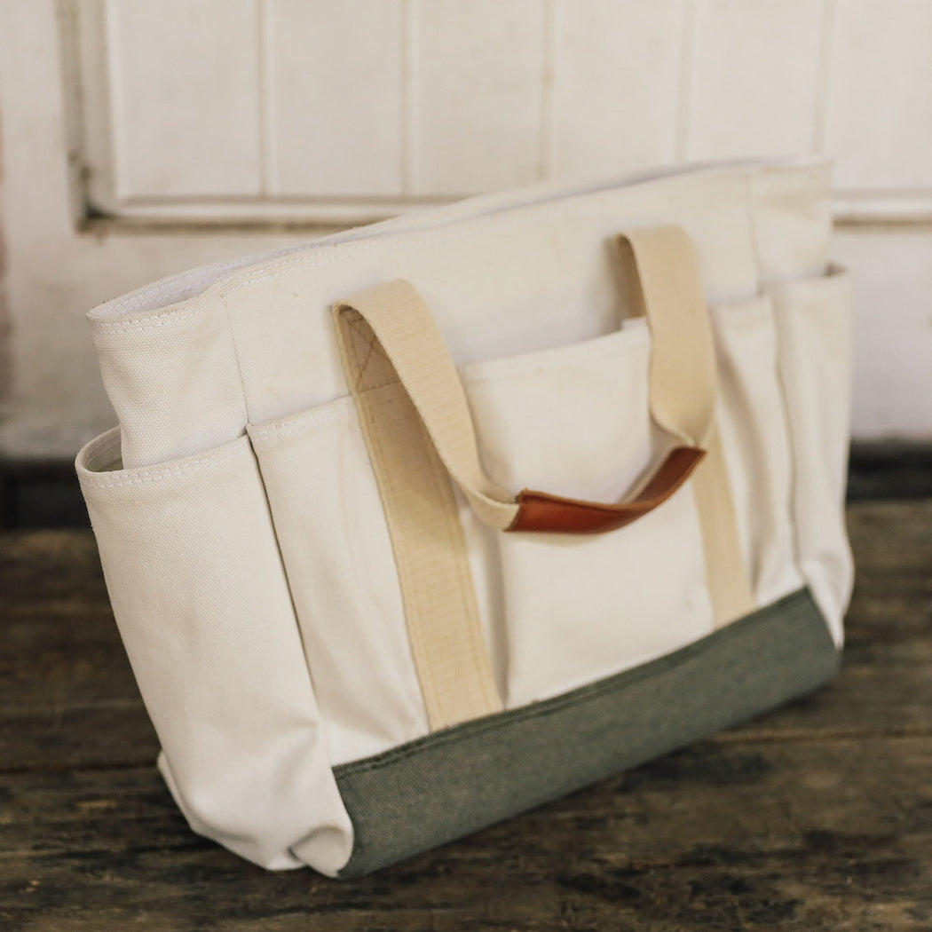 The Cassia Canvas Gardening Bag ( Domesticity X Hindy Weber )